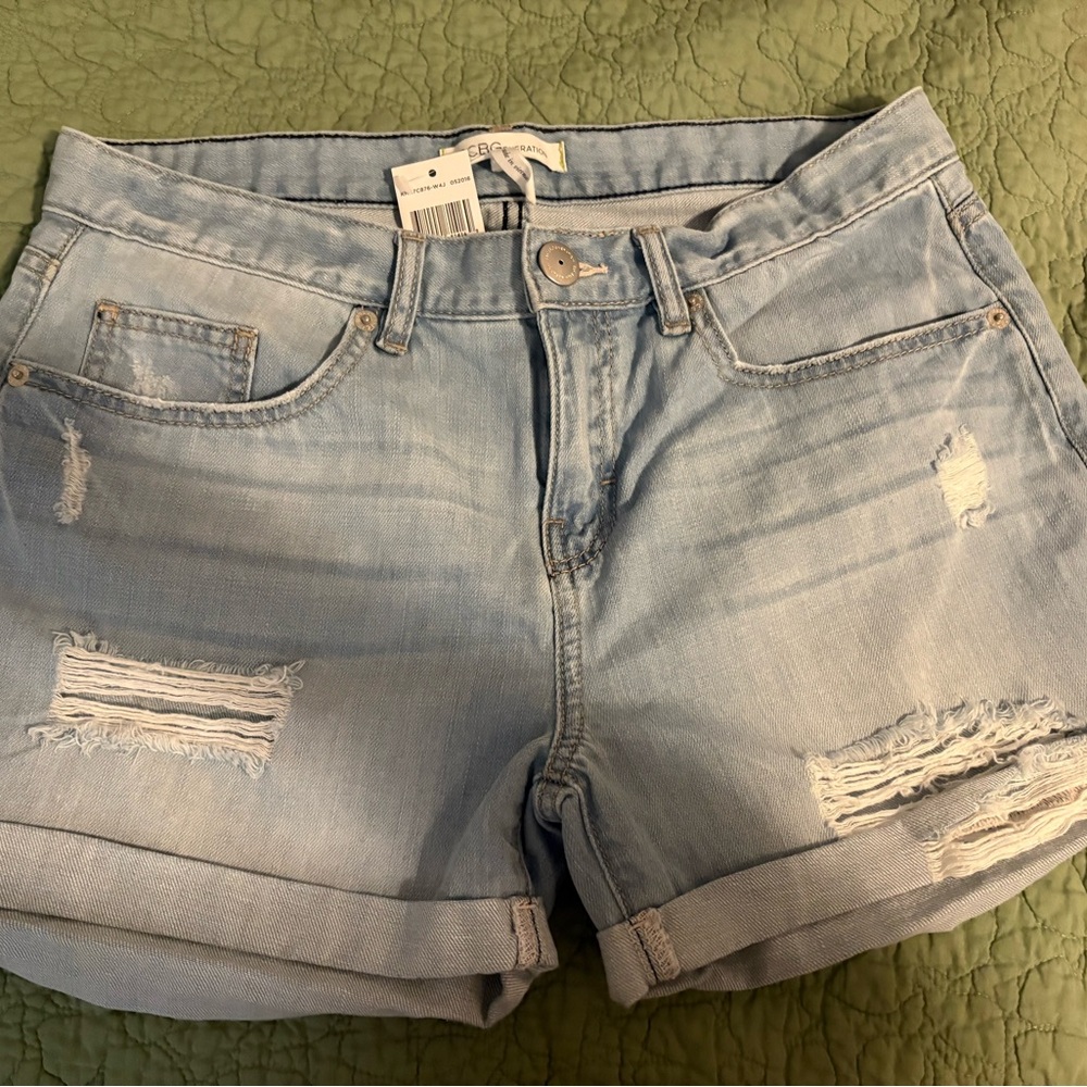 BCBGeneration Light Wash Distressed Jean Shorts Sz 28